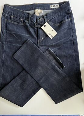Rogan 29 Women’s Svelte Skinny Fit Redefined Jeans NWT